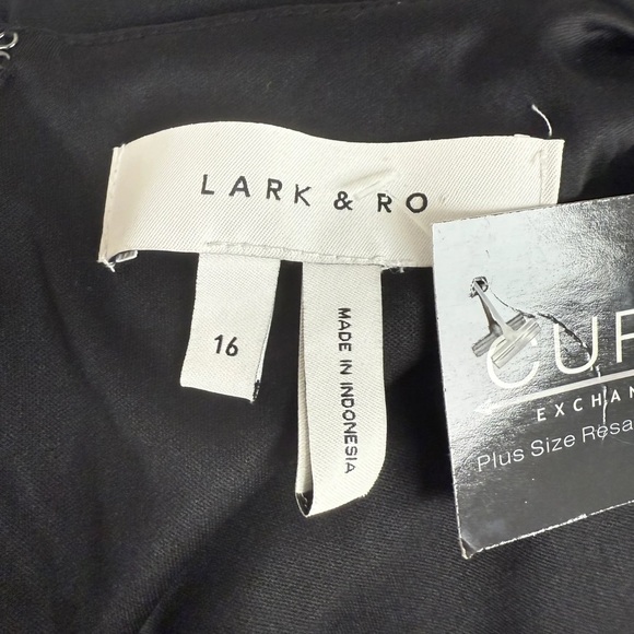 Lark & Ro Black Short Sleeve Sheath Dress - Size 16 - Picture 3 of 3